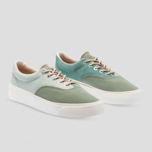 NEW NWOT Converse Unisex Jungle Cloth Skidgrip Low Top. Green. Men 10 Women 11.5